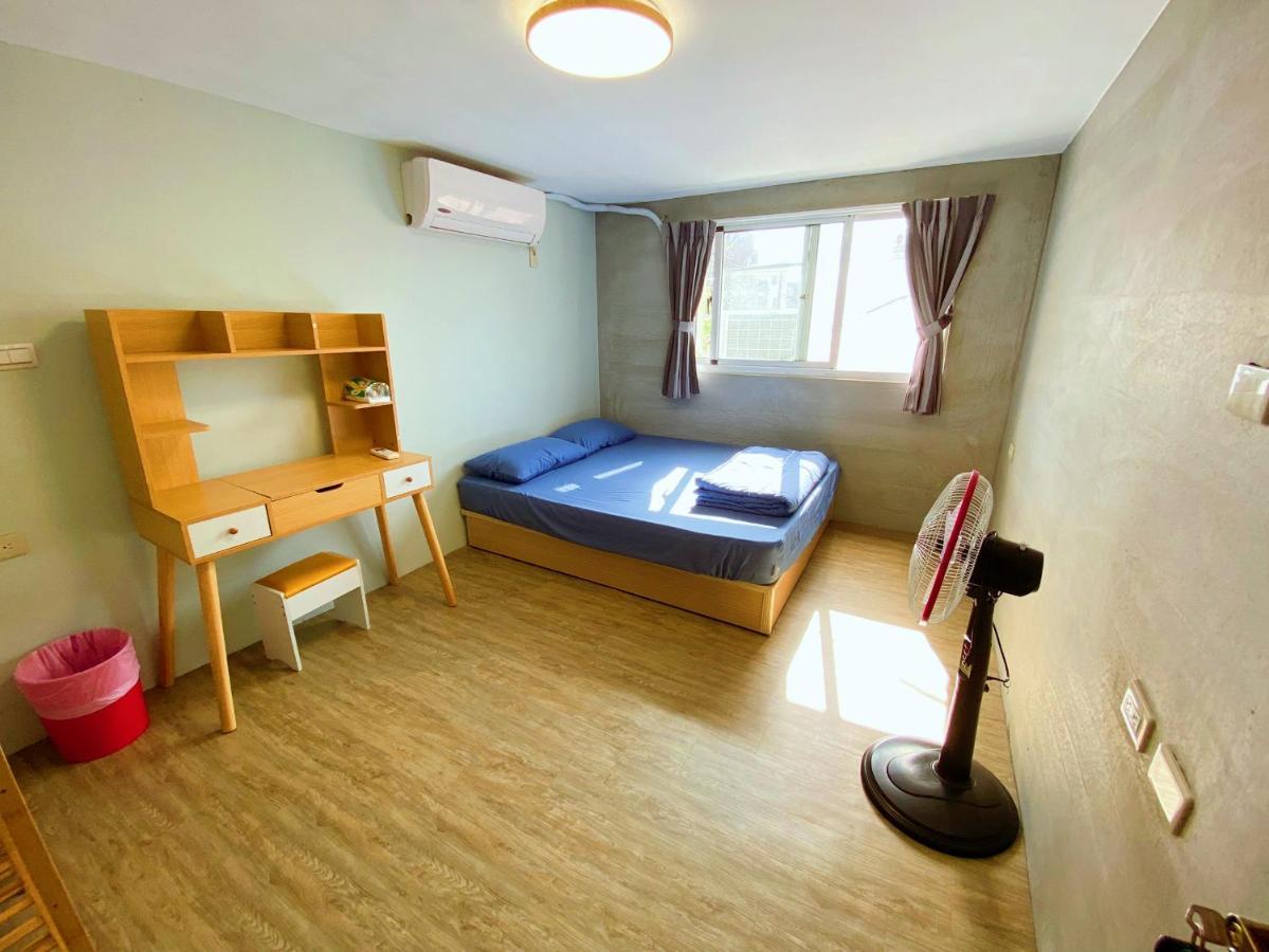 Pingtung 新發文旅站前店 아파트 외부 사진